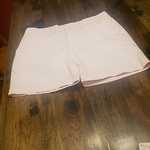 Size 10 new with tags Tommy Hilfiger shorts pink